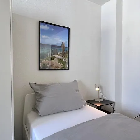 Apartment Bege Corporate Living