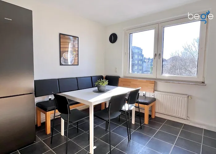 Bege Corporate Living Lejlighed *